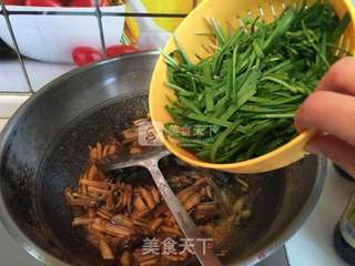 韭菜炒鳝丝的做法步骤:9