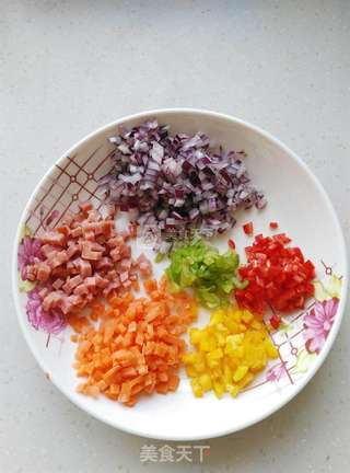 肉松彩蔬杂粮饭团的做法步骤:2