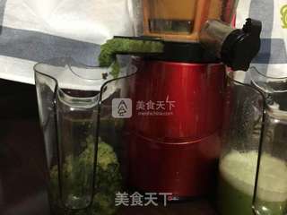 西芹黄瓜苹果汁的做法步骤：9