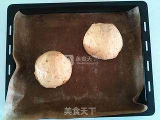 桂圆亚麻籽软欧包的做法步骤：4