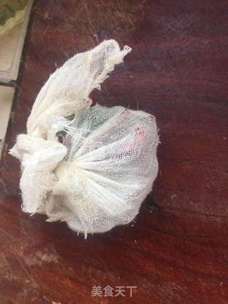卤鸡爪的做法步骤：4