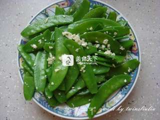 蒜蓉荷兰豆的做法步骤:4