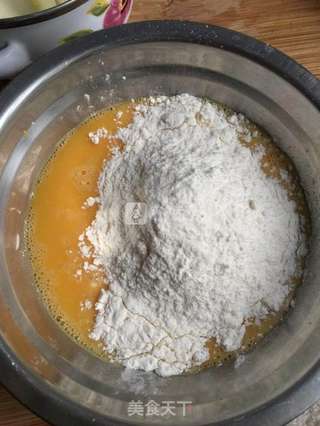 三色蛋饼卷的做法步骤:2