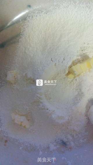 网格双果派的做法步骤：9