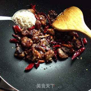 辣子鸡的做法步骤:9