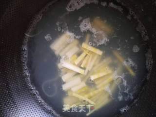 营养油泼面的做法步骤:4