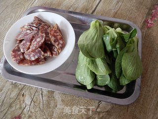 腊肠煲仔饭的做法步骤:3