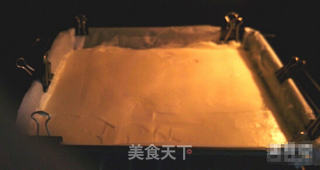 快手小黄人蛋糕卷的做法步骤:4