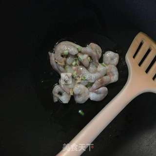 培根虾仁芝士焗饭的做法步骤:4