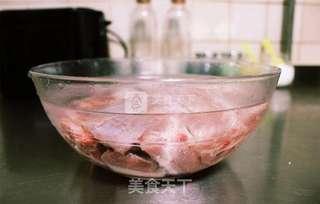 浓情浓意玉米炖排骨的做法步骤:2