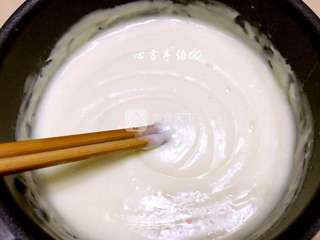 花形椰香奶冻糕的做法步骤:7
