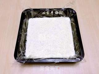 花形椰香奶冻糕的做法步骤:8