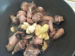 香菇炖小鸡的做法步骤:6