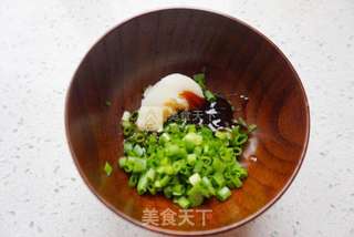 葱香猪油面的做法步骤：2