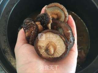香菇炖小鸡的做法步骤:10