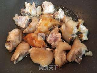 红烧猪蹄的做法步骤:7