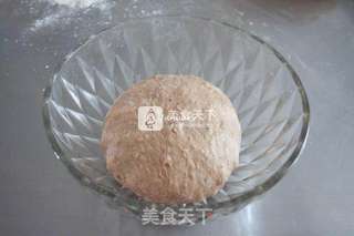 红枣核桃软欧包的做法步骤:8