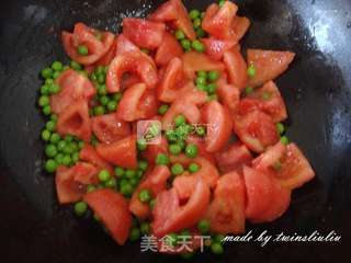 西红柿豌豆炒鸡蛋的做法步骤:6