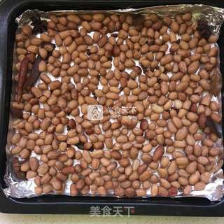 盐烤五香花生米-办公桌上的健康零食的做法步骤:5