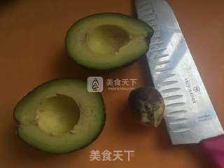 牛油果焗蛋的做法步骤：3