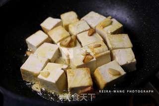 芹菜鲫鱼豆腐的做法步骤:7