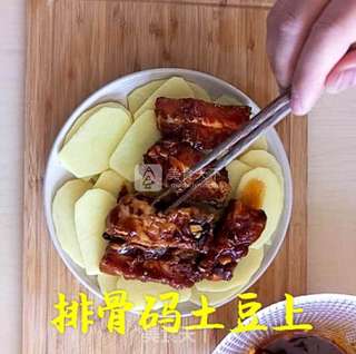 老干妈蒸排骨的做法步骤:13