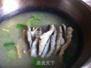 黄鱼煨面的做法步骤:9
