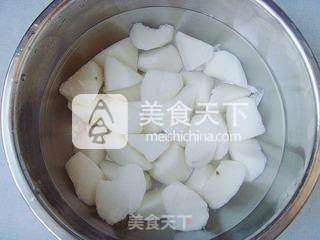 拔丝山药的做法步骤:3