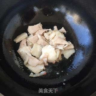 青蒜回锅肉的做法步骤：4
