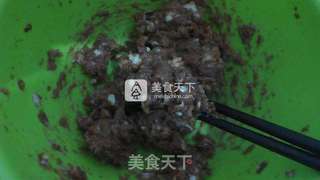 咸香可口小笼包——胡萝卜木耳小笼包的做法步骤:4