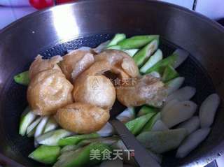 山药面筋炒丝瓜的做法步骤:6