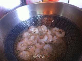辣子虾仁炒鸡蛋的做法步骤:4