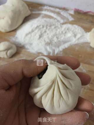 香芹肉包的做法步骤:13