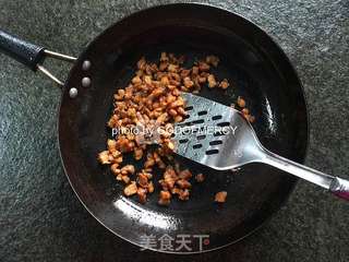春吃豌豆上班族养颜明眸法宝豌豆枸杞炒肉的做法步骤:3