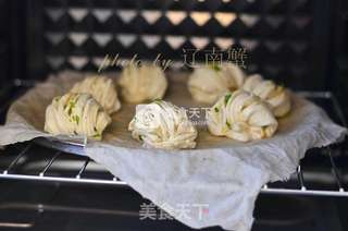 葱油花卷的做法步骤:17