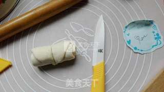 灰枣花卷的做法步骤:6