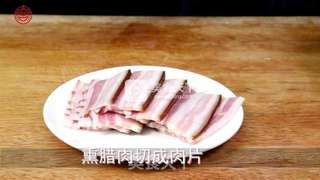 应季的美味【腊肉煎春笋】的做法步骤:2