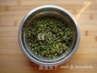 香椿炒鸡蛋的做法步骤：3