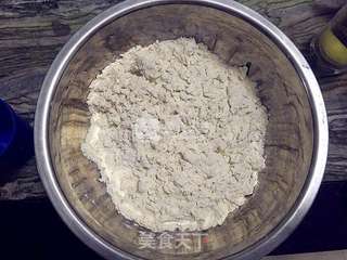 私房油泼面的做法步骤:2