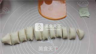 简易版椒盐小千层(手抓饼)的做法步骤:2