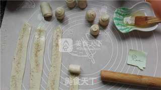 简易版椒盐小千层(手抓饼)的做法步骤:5
