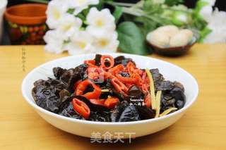 红辣椒炒黑木耳的做法步骤:6