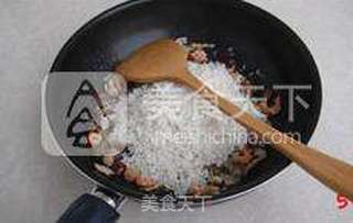 【葱油海鲜饭】--- 让一碗粒粒可口的好米饭承载出一份浓浓的闽南味的做法步骤:5