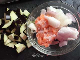 茄子腊肠糙米焖饭的做法步骤:5