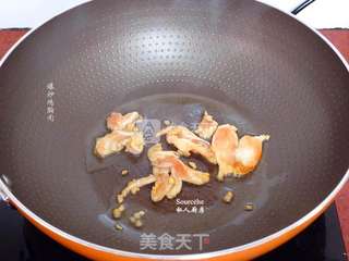 老坛酸菜面的做法步骤:5