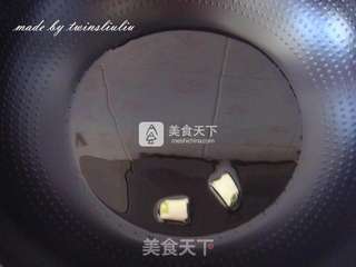 西红柿鸡蛋龙须面汤的做法步骤:3