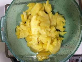 菠萝酵素的做法步骤:5