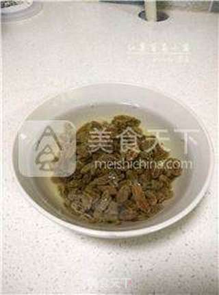【粗粮也可做果酱】红薯葡萄干酱的做法步骤:3