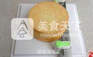 【芒果奶油蛋糕】--- 最喜欢无任何添加无任何色素的蛋糕的做法步骤:2
