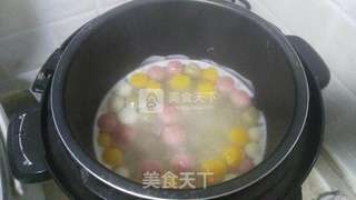 双红荷包蛋煮彩色汤圆的做法步骤:2